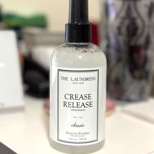 The Laundress New York "Crease Release" wrinkle spray